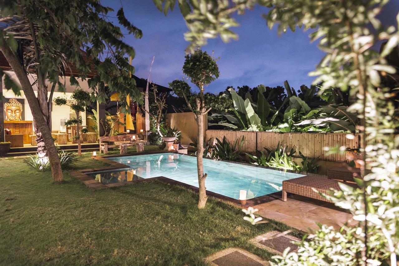 Umah Tikari Guesthouse Canggu Extérieur photo