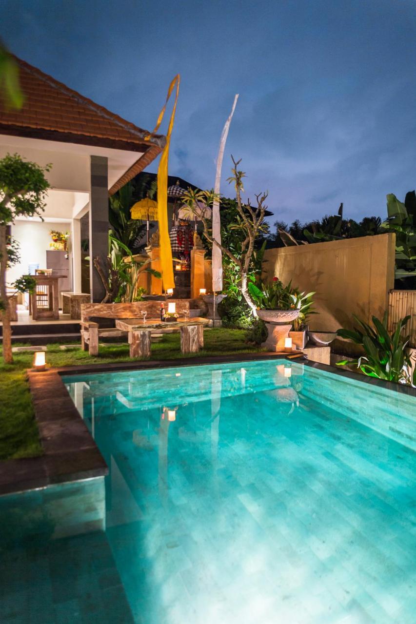 Umah Tikari Guesthouse Canggu Extérieur photo